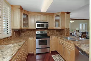 10 Aragon Ave, Coral Gables, FL 33134 - Photo 15