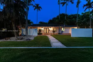 13575 SW 72nd Ct, Pinecrest, FL 33156 - Photo 1
