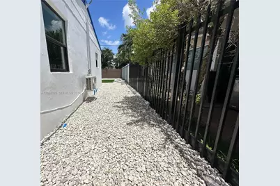 2115 NW 185th St #A, Miami Gardens, FL 33056 - Photo 15