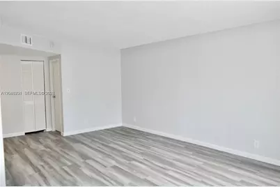 16570 NE 26th Ave #4D, North Miami Beach, FL 33160 - Photo 5