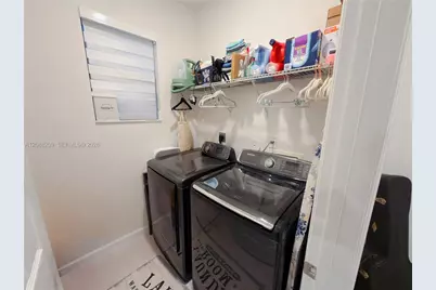 11014 W 35th Ln, Hialeah, FL 33018 - Photo 39