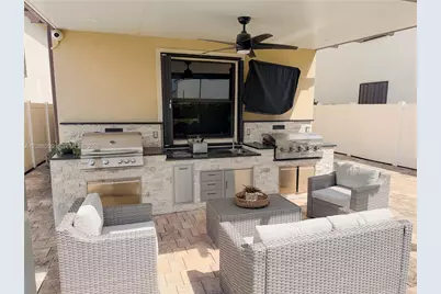 11014 W 35th Ln, Hialeah, FL 33018 - Photo 61