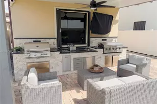 11014 W 35th Ln, Hialeah, FL 33018 - Photo 59