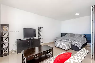 253 NE 2nd St #3105, Miami, FL 33132 - Photo 5