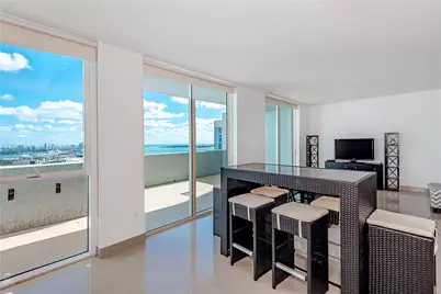 253 NE 2nd St #3105, Miami, FL 33132 - Photo 1