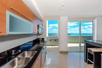 253 NE 2nd St #3105, Miami, FL 33132 - Photo 13