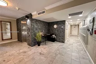 2601 S Course Dr, Pompano Beach, FL 33069 - Photo 9