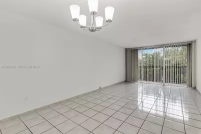210 Fontainebleau Blvd #410, Miami, FL 33172 - Photo 5