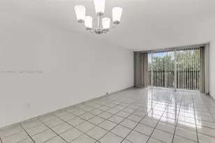 210 Fontainebleau Blvd, Miami, FL 33172 - Photo 5