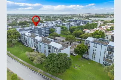 210 Fontainebleau Blvd #410, Miami, FL 33172 - Photo 23
