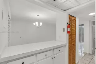 210 Fontainebleau Blvd, Miami, FL 33172 - Photo 11