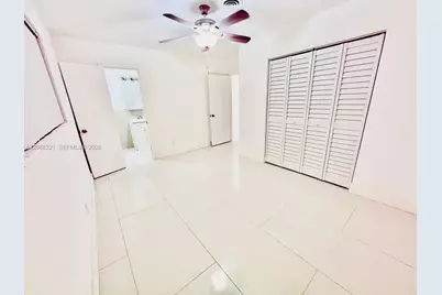 18320 NE 7th Ct, North Miami Beach, FL 33179 - Photo 27
