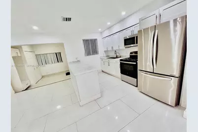 18320 NE 7th Ct, North Miami Beach, FL 33179 - Photo 19