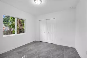 2448 NW 42nd St, Miami, FL 33142 - Photo 15