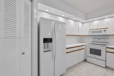 1200 SW 125th Ave #212L, Pembroke Pines, FL 33027 - Photo 3
