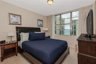 5700 Collins Ave, Miami Beach, FL 33140 - Photo 15