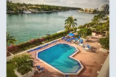 5700 Collins Ave #12D, Miami Beach, FL 33140 - Photo 43