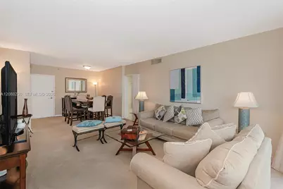 5700 Collins Ave #12D, Miami Beach, FL 33140 - Photo 7