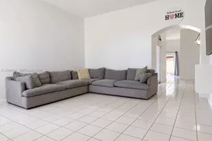 16362 SW 94th St, Miami, FL 33196 - Photo 3