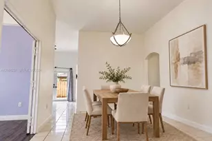 16362 SW 94th St, Miami, FL 33196 - Photo 5