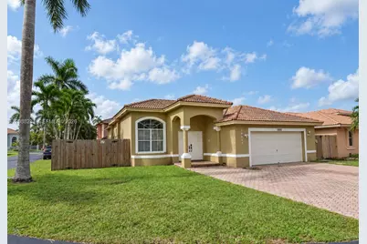 16362 SW 94th St, Miami, FL 33196 - Photo 1
