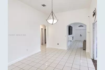 16362 SW 94th St, Miami, FL 33196 - Photo 7