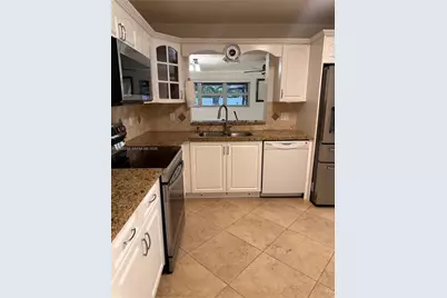 7050 SW 5th Ct #0, Pembroke Pines, FL 33023 - Photo 19