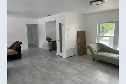 11611 SW 122nd Ave, Miami, FL 33186 - Photo 9