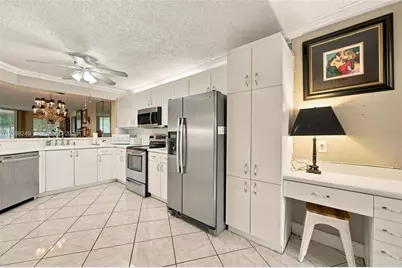 7503 Granville Dr #102, Tamarac, FL 33321 - Photo 11