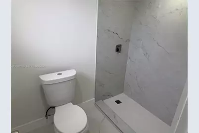 595 E 8th St #595, Hialeah, FL 33010 - Photo 11