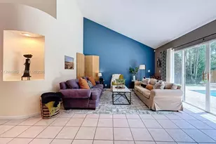 1342 NW 195th Ave, Pembroke Pines, FL 33029 - Photo 19