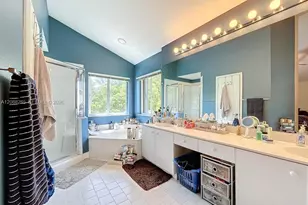 1342 NW 195th Ave, Pembroke Pines, FL 33029 - Photo 49