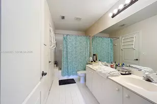 1342 NW 195th Ave, Pembroke Pines, FL 33029 - Photo 59