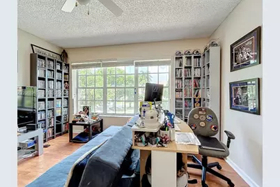 1342 NW 195th Ave, Pembroke Pines, FL 33029 - Photo 37