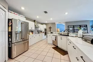 1342 NW 195th Ave, Pembroke Pines, FL 33029 - Photo 31