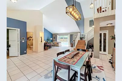 1342 NW 195th Ave, Pembroke Pines, FL 33029 - Photo 11