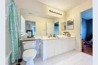 1342 NW 195th Ave, Pembroke Pines, FL 33029 - Photo 63