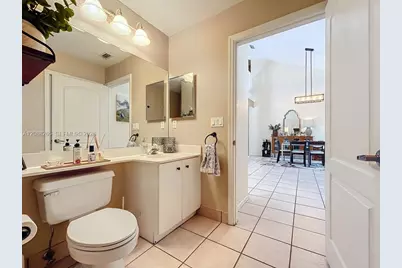 1342 NW 195th Ave, Pembroke Pines, FL 33029 - Photo 41