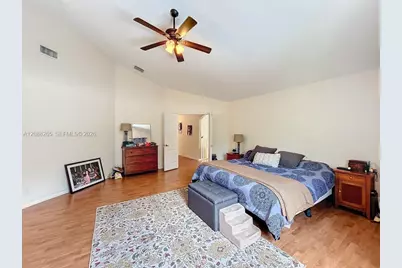 1342 NW 195th Ave, Pembroke Pines, FL 33029 - Photo 47