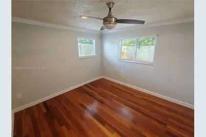 801 N 70th Ave, Hollywood, FL 33024 - Photo 17