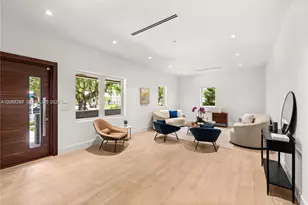 270 SW 29th Rd, Miami, FL 33129 - Photo 3