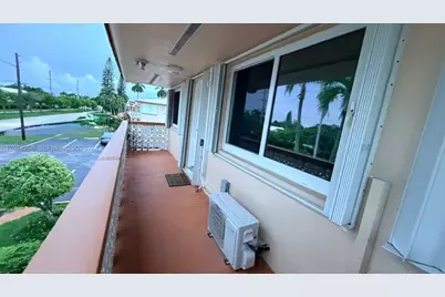 1030 SW 11 St #M20, Hallandale Beach, FL 33009 - Photo 27