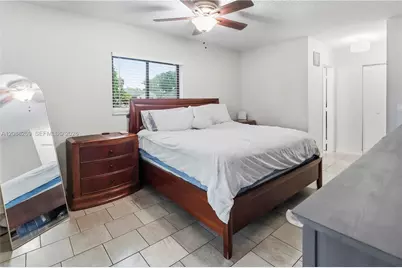 10650 NW 42nd Dr, Coral Springs, FL 33065 - Photo 15
