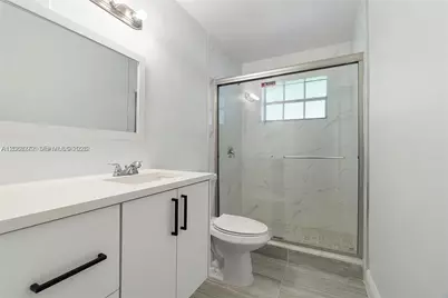 2906 NW 13th St #2908, Miami, FL 33125 - Photo 5