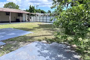 2906 NW 13th St, Miami, FL 33125 - Photo 11