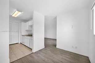 4021 NW 87th Ave, Sunrise, FL 33351 - Photo 5