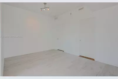 601 NE 27th St #1502, Miami, FL 33137 - Photo 13