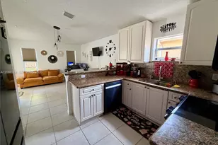 1735 NE 36th Ave, Homestead, FL 33033 - Photo 5