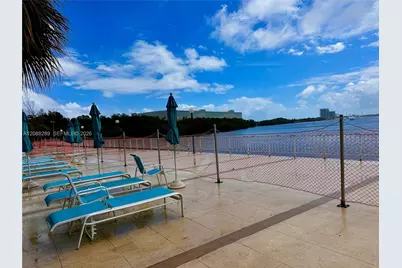 500 Bayview Dr #717, Sunny Isles Beach, FL 33160 - Photo 27