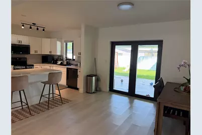 18101 SW 92nd Ave, Palmetto Bay, FL 33157 - Photo 7
